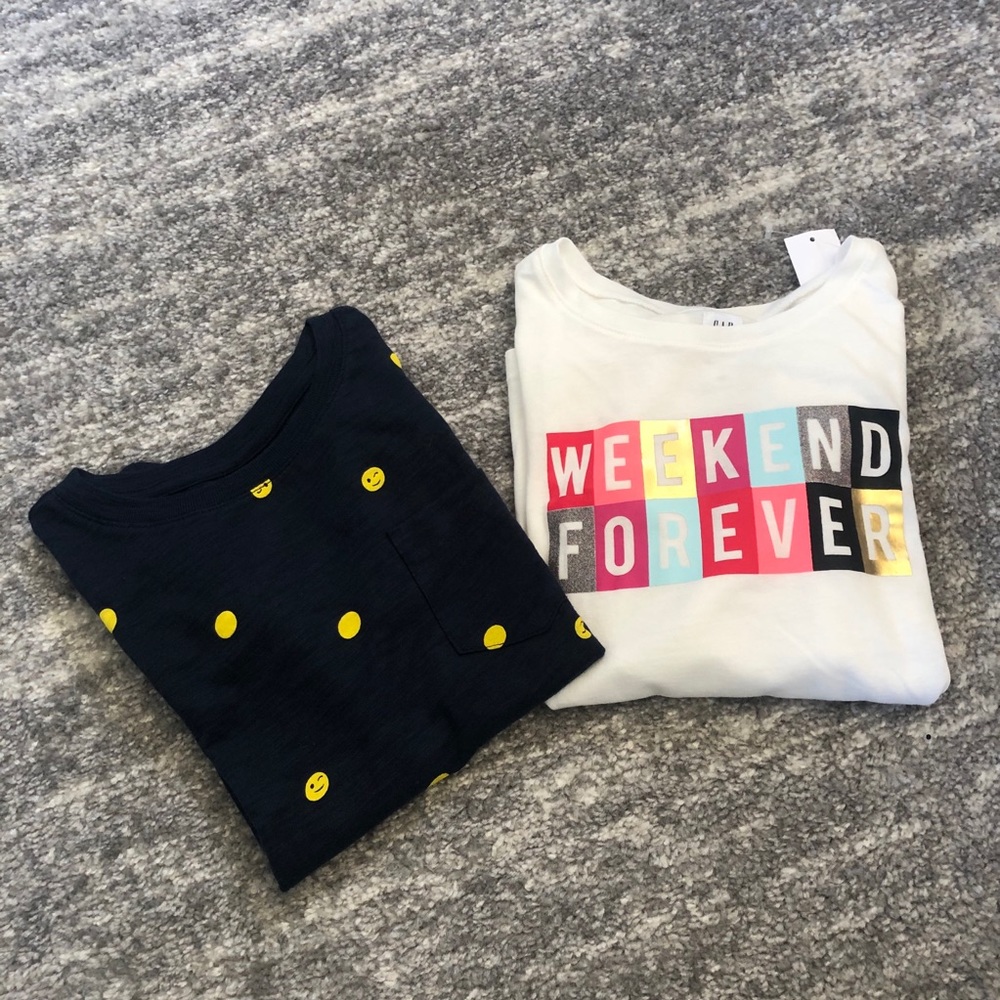 ✔️ NWT✔️ GAP Kids Set of Two girls tees ~ S